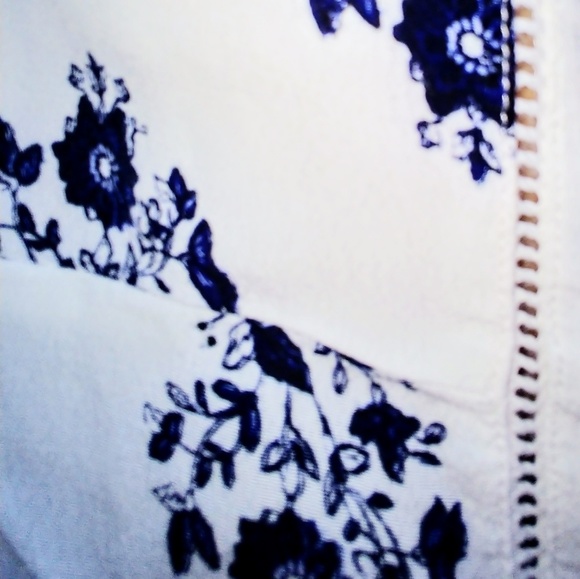 White & Blue Cami Top - Picture 3 of 3